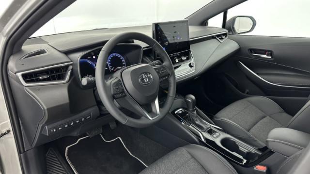 Toyota Corolla Touring Sports image 5