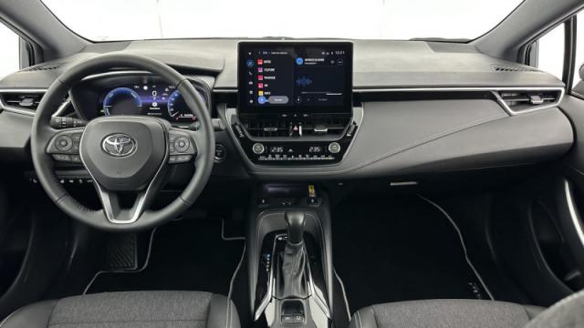 Toyota Corolla Touring Sports image 6