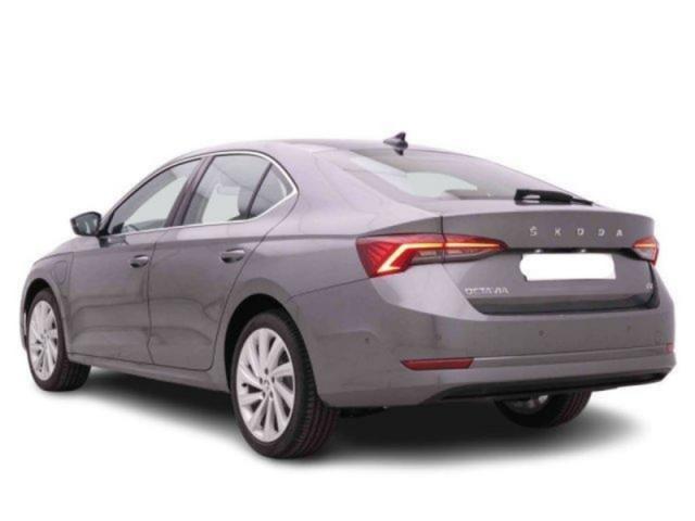 Skoda Octavia image 9