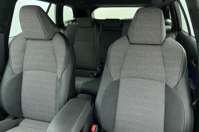 Toyota Corolla Touring Sports image 7