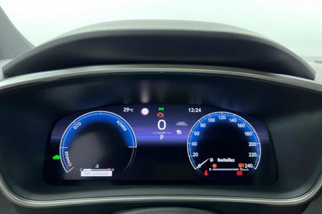 Toyota Corolla Touring Sports image 2