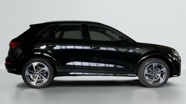 Audi Q3 image 7