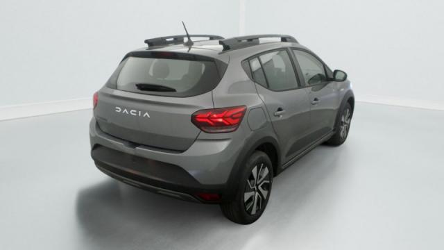 Dacia Sandero image 8