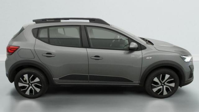 Dacia Sandero image 2