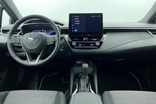 Toyota Corolla Touring Sports image 3