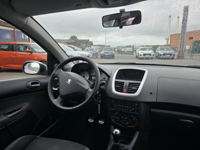 Peugeot 206 image 7