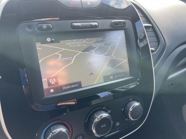 Renault Captur image 1