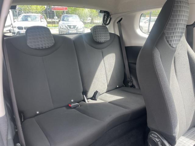 Peugeot 108 image 7