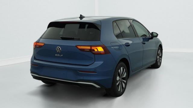 Volkswagen Golf image 6