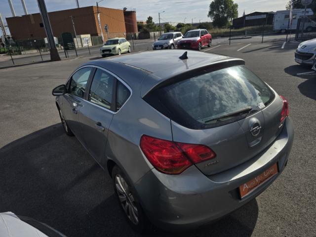 Opel Astra image 3
