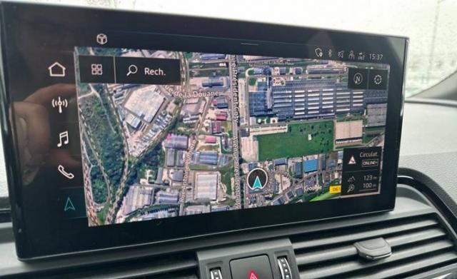 Audi Q5 Sportback image 7
