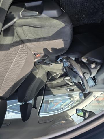 Peugeot 308 image 1