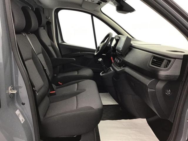 Renault Trafic image 7
