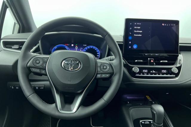 Toyota Corolla Touring Sports image 7