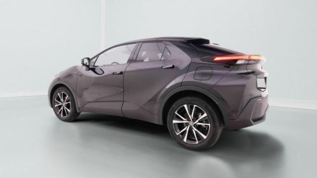 Toyota C-Hr image 9