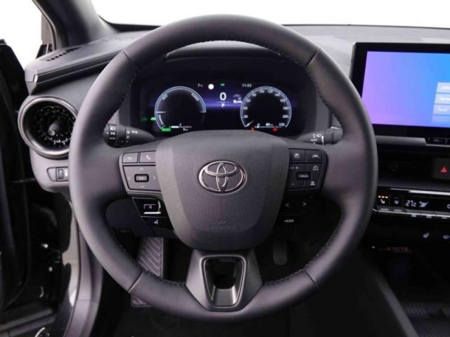 Toyota C-Hr image 2