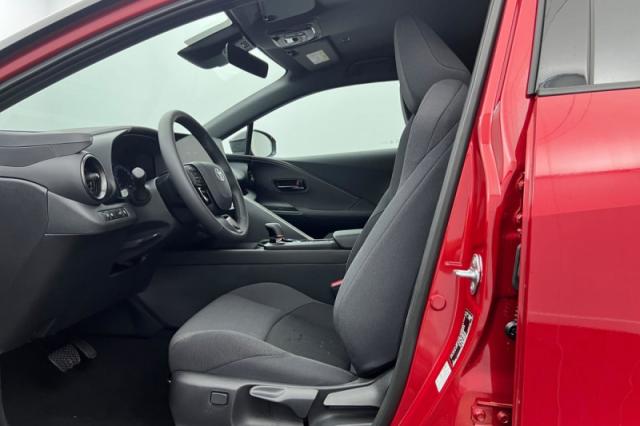 Toyota C-Hr image 4