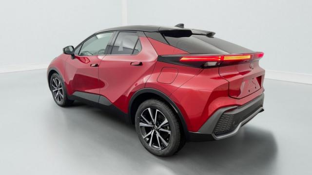 Toyota C-Hr image 1
