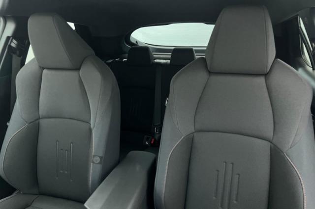 Toyota C-Hr image 7