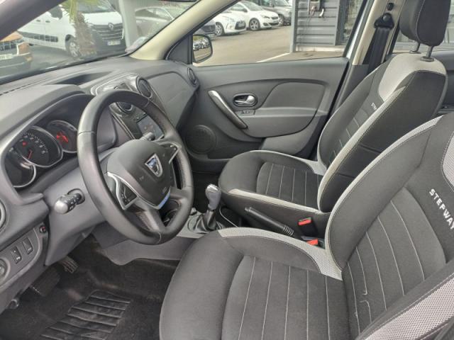 Dacia Sandero image 2