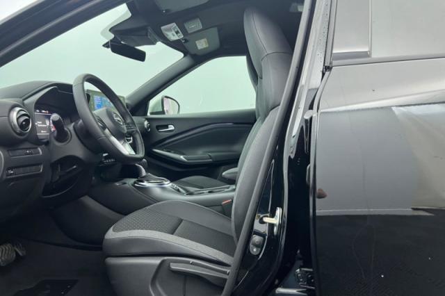 Nissan Juke image 8