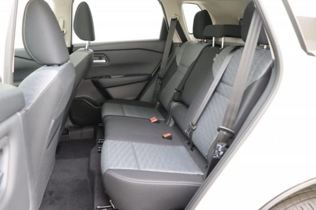 Nissan X-Trail image 5