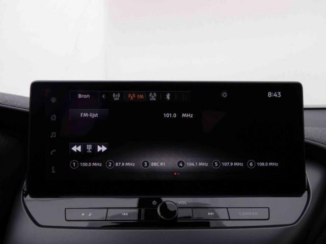 Nissan Juke image 6