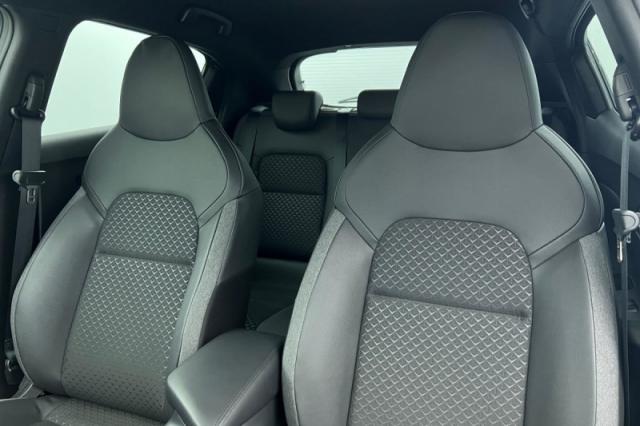 Nissan Juke image 1