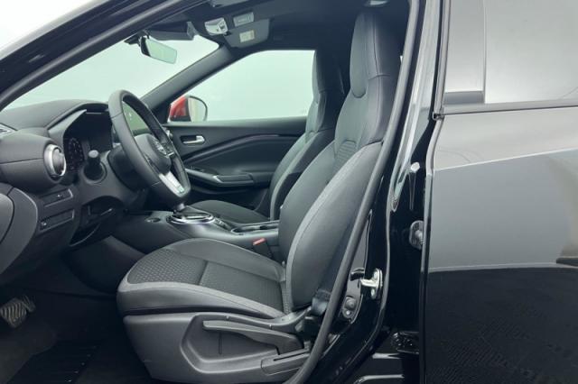 Nissan Juke image 8