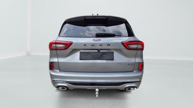 Ford Kuga image 1