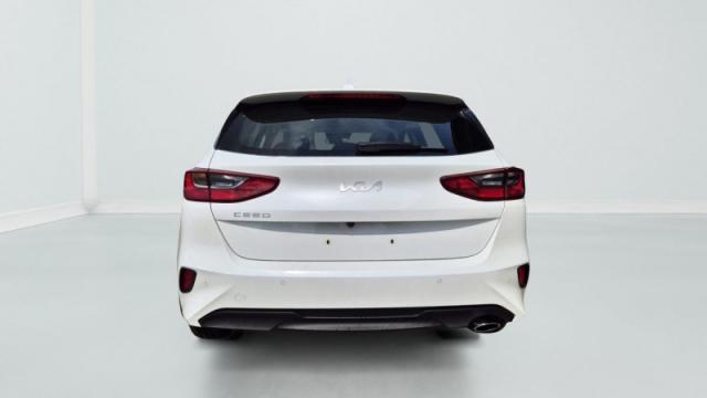 Kia Ceed image 9
