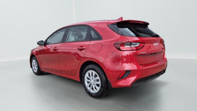 Kia Ceed image 1
