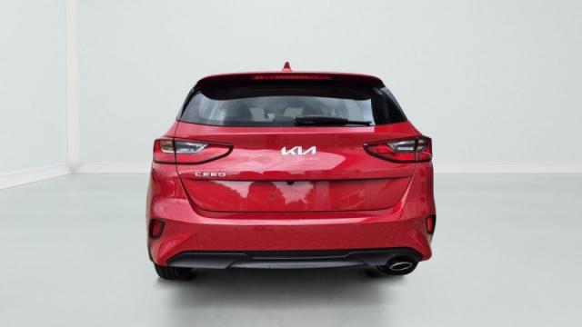 Kia Ceed image 2
