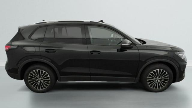 Volkswagen Tiguan image 8
