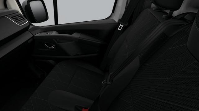 Renault Trafic image 2