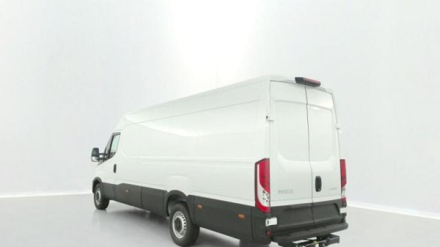 Iveco Daily image 6