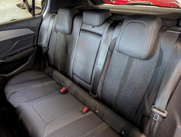 Peugeot 308 image 7