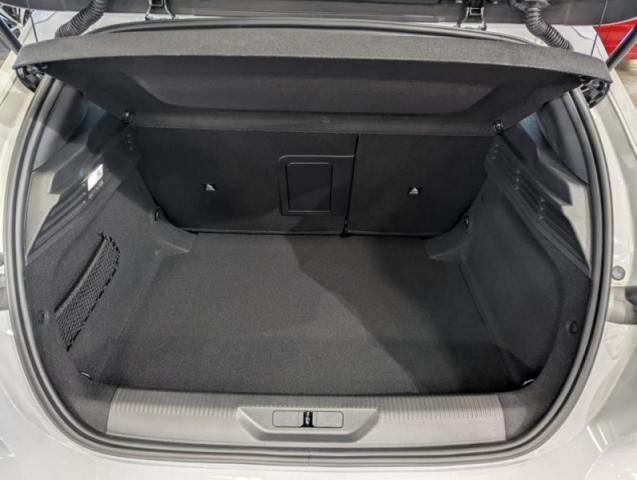 Peugeot 308 image 8