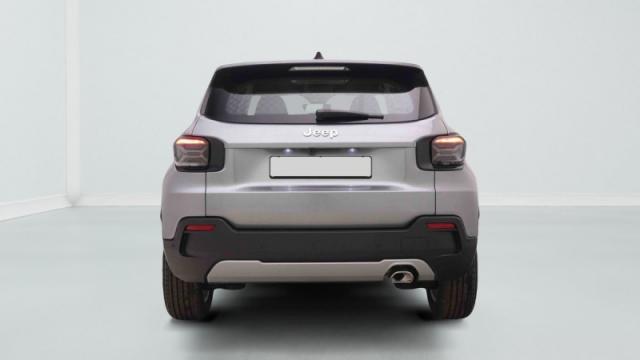 Jeep Avenger image 8