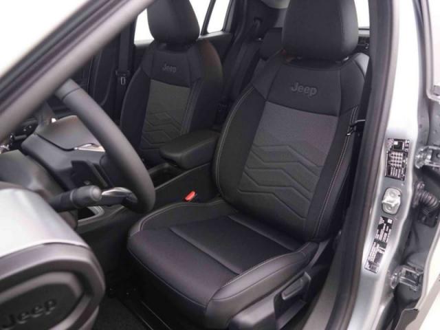 Jeep Avenger image 1