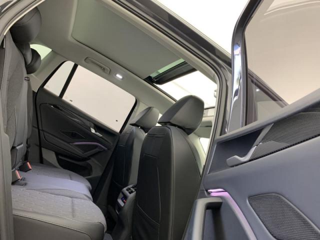 Volkswagen Tiguan image 5