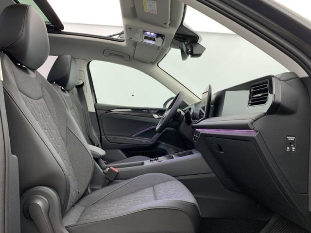 Volkswagen Tiguan image 9