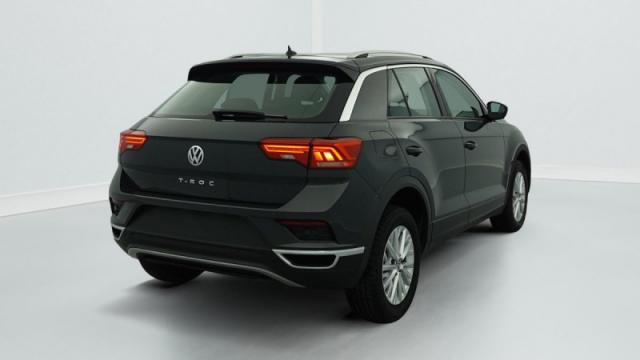 Volkswagen T-Roc image 6