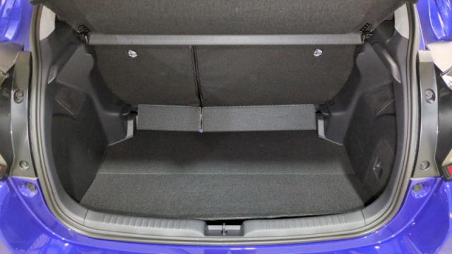 Toyota Yaris image 8