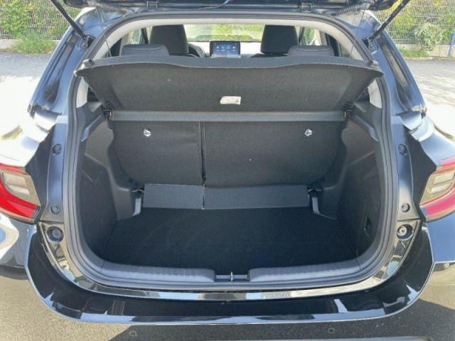 Toyota Yaris image 8