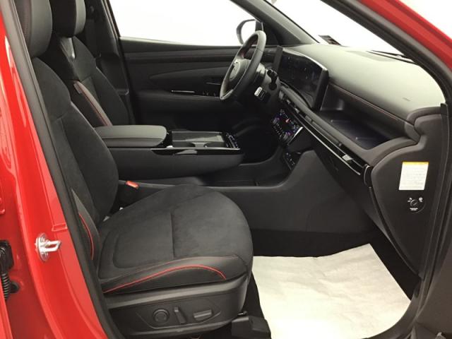 Hyundai Tucson image 4