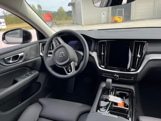 Volvo V60 image 3