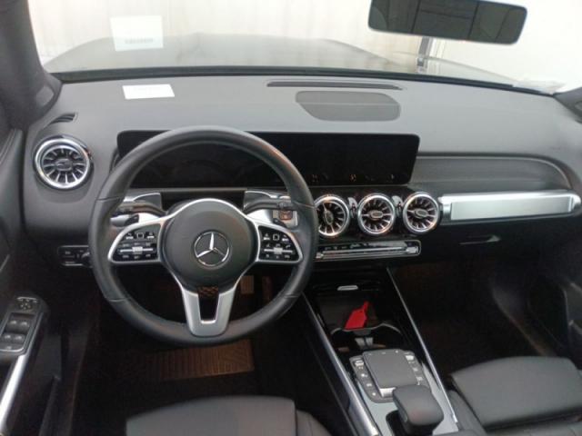 Mercedes Benz Glb image 1