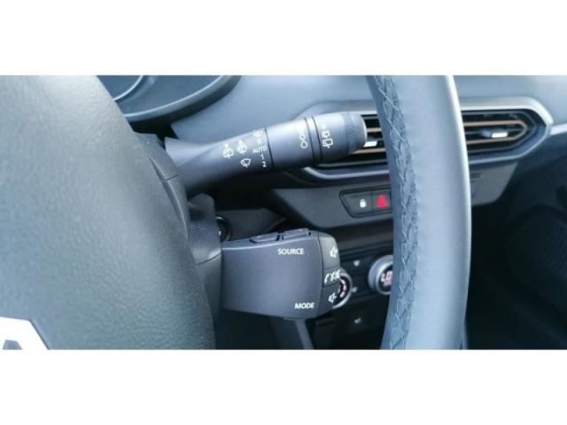Dacia Sandero image 8