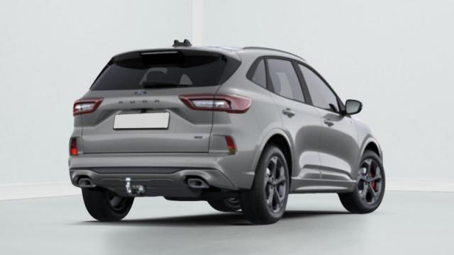 Ford Kuga image 3
